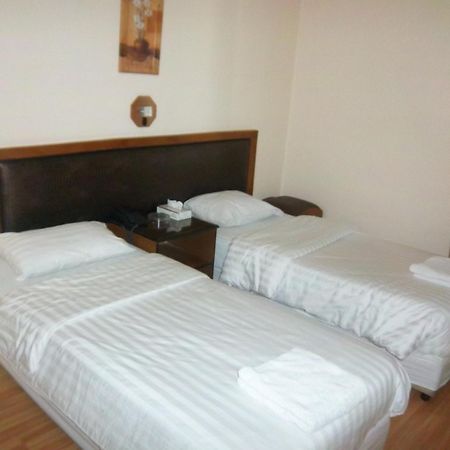 Aghadeer Hotel Амман Екстер'єр фото