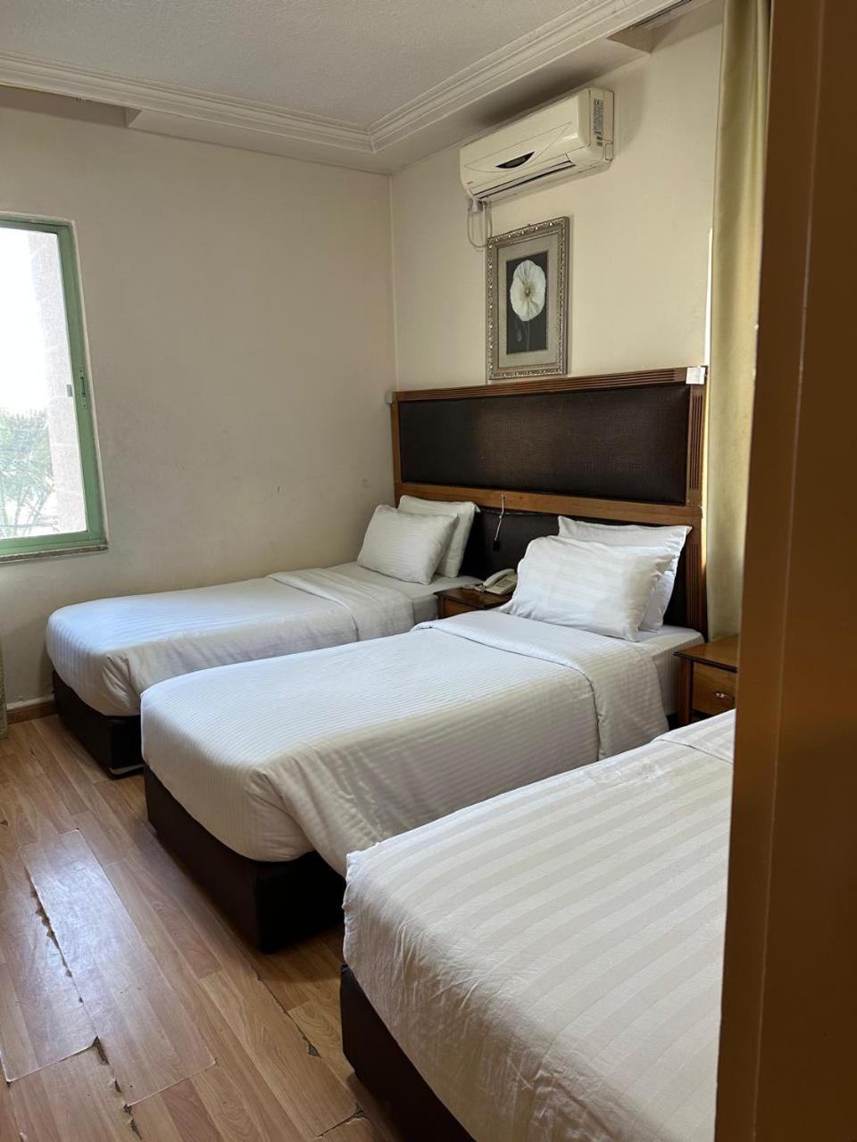 Aghadeer Hotel Амман Екстер'єр фото